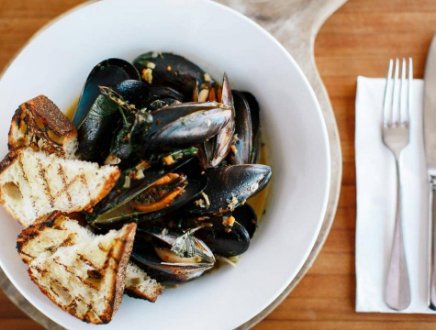 The Quays – Marina Cafe Review